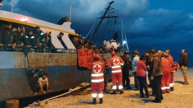 صورة في حوادث مأساوية.. 500 مهاجر ينجون من رحلة الموت إلى اليونان  أخبار السعودية