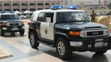صورة ضبط مقيم لارتكابه عمليات نصب واحتيال بنشر إعلانات حملات حج وهمية ومضللة