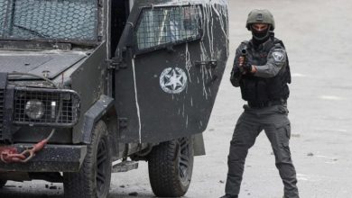 صورة أحدهما طفل.. إصابة فلسطينييْن برصاص الاحتلال الإسرائيلي في الضفة