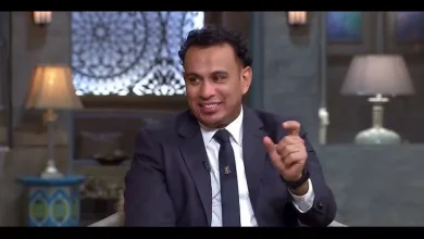صورة محمود الليثي يحتفل بعيد ميلاد حكيم: “نوبل الأغنية الشعبية”