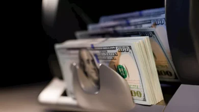 صورة توقيف 26 شخصا في فنزويلا خلال حملة جديدة ضد السوق السوداء للدولار
