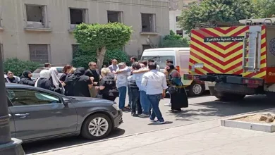 صورة وصول جثمان نجل صلاح الشرنوبي لمسجد عمر مكرم لأداء صلاة الجنازة عليه