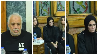 صورة تامر حسني وإيمان العاصي ..نجوم الفن في عزاء والدة سارة وفيق (صور)