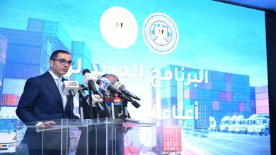 صورة وزيرا الاستثمار والمالية يعلنان تفاصيل البرنامج الجديد لرد أعباء المصد