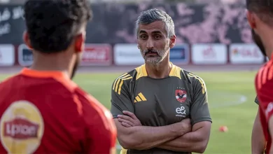 صورة طبيب الأهلي يمنح ريبيرو الطمأنينة قبل كأس العالم للأندية.. ما القصة؟