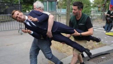 صورة سرقة تمثال ماكرون من متحف جريفان في باريس  أخبار السعودية