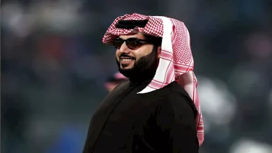 صورة تركي آل الشيخ يعلق على ظهور عادل إمام في حفل زفاف حفيده