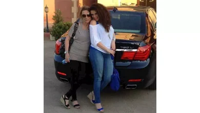 صورة دنيا عبدالعزيز تتذكر والدتها بكلمات مؤثرة