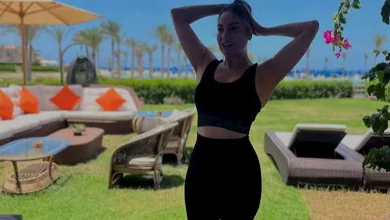 صورة نرمين الفقي تشارك جمهورها صورًا أثناء ممارستها التمارين الري