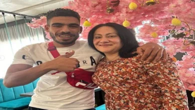 صورة بعد انفصالهما .. 16 صورة ومعلومات عن “السويسي” وطليقته