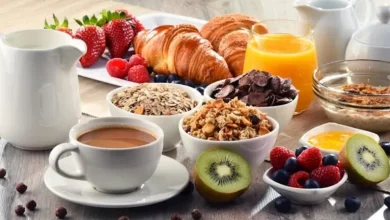 صورة انتبه تناول هذه الأطعمة صباحا.. تدمّر وتُرهق القلب