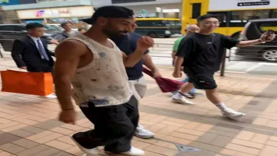 صورة “قصص متفوتكش”.. محمد صلاح يتسوق في هونج كونج.. نداء عاجل لأفشة
