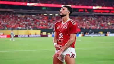 صورة نجم الأهلي السابق يوجه رسالة قوية لـ وسام أبو علي
