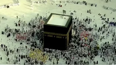 صورة هدوء وسكينة.. انتظام حركة الطائفين حول الكعبة وسلاسة تنقلهم في صحن المطاف