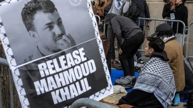 صورة الناشط محمود خليل يطالب إدارة ترامب بدفع تعويض بقيمة 20 مليون دولار