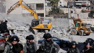 صورة الاحتلال يُجبر عائلتين مقدسيتين على هدم منزليهما في مدينة القدس