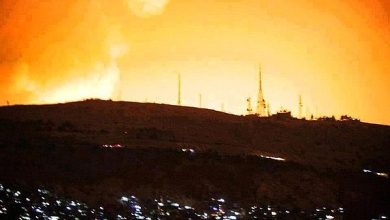صورة طائرات الاحتلال الاسرائيلي تقصف هيئة الأركان في دمشق ..