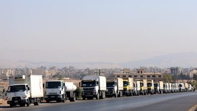 صورة مستوطنون يعتدون على قافلة مساعدات أردنية متجهة إلى غزة وعمّان تطالب بتدخل إسرائيلي عاجل