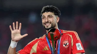صورة وسام أبو على يفاجئ متابعيه بصورته مع الأهلي.. ما السبب؟