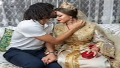 صورة 24 صورة والنني يحتفل مع زوجته الثانية بعد الفوز على الشارقة