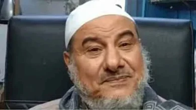 صورة بكى لتألق نجله.. مواقف مؤثرة في حياة والد محمد الشناوي