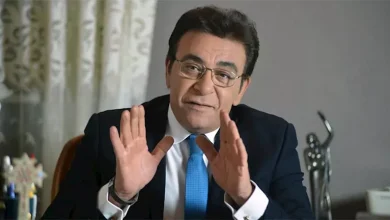 صورة طليقة الإعلامي عاطف كامل تكشف سبب وفاته: “أزمة قلبية بعد حكم قضائي”