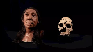 صورة بينهما ملك مصري ومصاصة دماء.. 25 وجها أعيد إحياؤها من الماضي المذهل