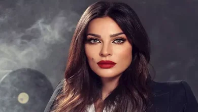 صورة نادين نجيم بإطلالة جريئة في حفل ملك جمال لبنان 2025.. مصممة أزياء تعلق