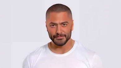 صورة شبه مامتها.. تامر حسني ينشر صورة مع ابنته تاليا