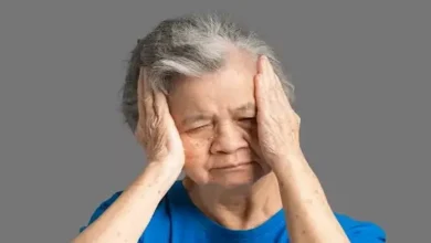 صورة علامات الإصابة بالزهايمر التي تظهر في منتصف العمر