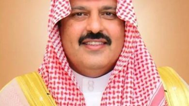 صورة أمير حائل يقدم واجب العزاء لأسرة الجارالله في وفاة فقيدتهم  أخبار السعودية
