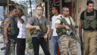 صورة الرئاسة الفلسطينية: تسليم الدفعة الثانية من سلاح المخيمات الفلسطينية للجيش اللبناني