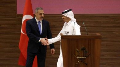 صورة فيدان يبحث مع نظيره القطري مساعي وقف النار بغزة