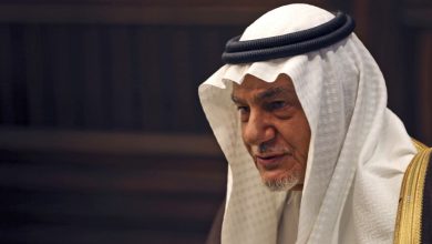 صورة الأمير تركي الفيصل يعلق على إمكانية التطبيع مع تل أبيب حاليا ورؤية نتنياهو لـ”إسرائيل الكبرى”(فيديو)