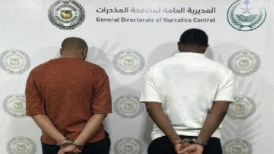 صورة القبض على اثنين بمنطقة جازان لترويجهما 9 كيلوجرامات من الحشيش