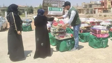 صورة “إغاثي الملك سلمان” يوزع مساعدات غذائية للنازحين من السويداء