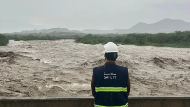 صورة الدفاع المدني يتابع الحالة المطرية ويدعو إلى الابتعاد عن الأودية وتجمعات المياه