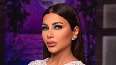 صورة الأبيض يليق بها.. مهيرة عبد العزيز بفستان أنيق