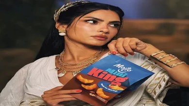 صورة أحدث ظهور لـ هدى المفتي بإطلالة “جريئة” داخل الأسانسير (صورة)