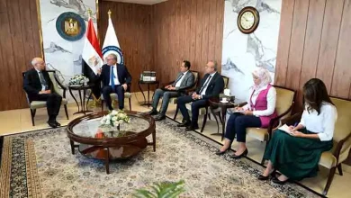 صورة وزير البترول يبحث مع توتال إنرجيز  فرص الإستثمار في شرق المتوسط