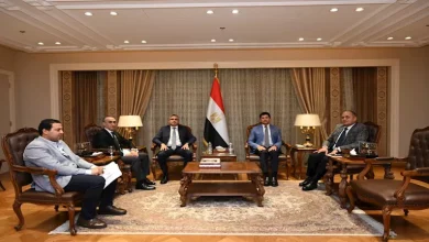 صورة بحضور شاكر.. وزير الرياضة يبحث استضافة الفعاليات الدولية للفروسية