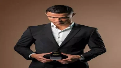 صورة 4 صور لكريستيانو رونالدو لترويج عطره الجديد