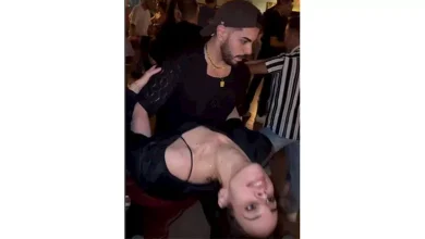 صورة فيديو جديد لابنة عمرو دياب ترقص مع مدرب رقصها.. وتعلق: “حبيبي”