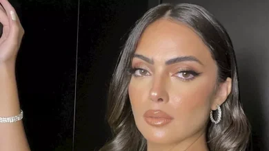صورة وئام مجدي بإطلالة أنيقة في أحدث ظهور