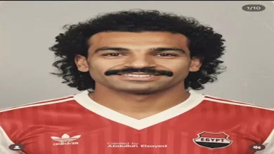 صورة “قصص متفوتكش”.. موقف طريف بين محمد صلاح ومشجع