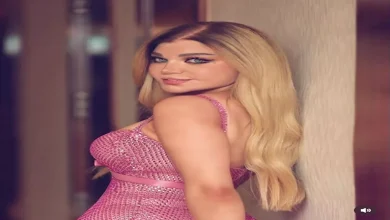 صورة ياسمين الخطيب تحتفل بعيد ميلاد والدتها والجمهور: “نسخة طبق الأصل”