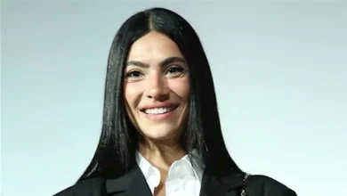 صورة هدى المفتي تتألق بإطلالة رخيصة الثمن من Zara في مهرجان الجونة