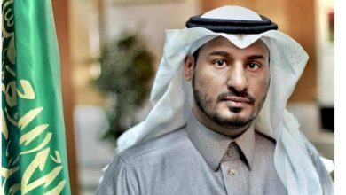 صورة أنقذ شقيقه بكلية.. فمُنِح وسام الملك عبدالعزيز  أخبار السعودية