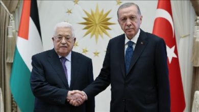 صورة أردوغان خلال اجتماع مع عباس في أنقرة: إسرائيل لا تهدد فلسطين فحسب بل الاستقرار الإقليمي