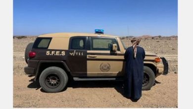 صورة ضبط شخصين لارتكابهما مخالفة الشروع في الصيد دون ترخيص بمحمية الملك سلمان الملكية